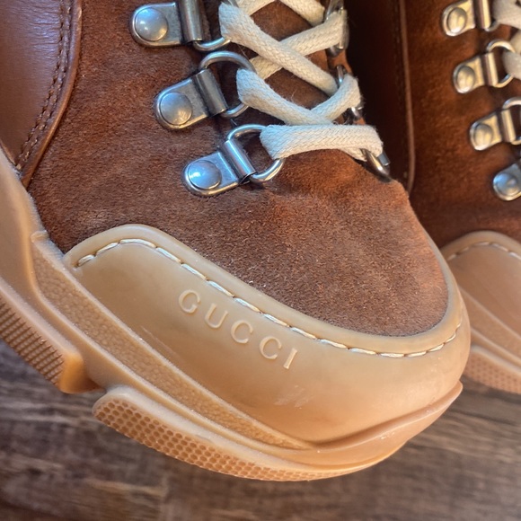 COPY - Gucci flash trek shearling boots - Picture 5 of 15